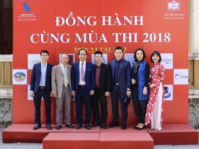 Luật sư Vũ Ngọc Dũng tham gia định hướng nghề cho học sinh THPT Đào Duy Từ và THPT Bắc Hà